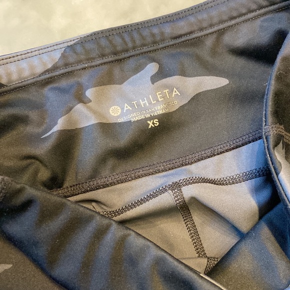 Athleta camo leggings. Black gray. Extra small - Picture 3 of 10